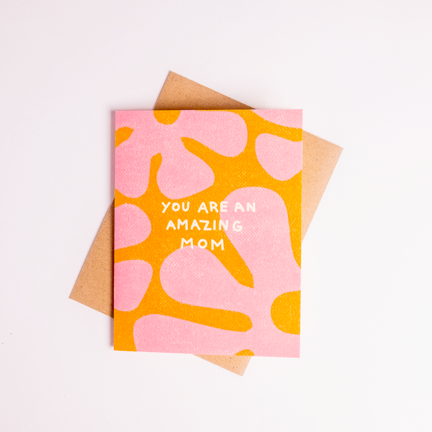You Are an Amazing Mom - Retro Floral Mother's day card