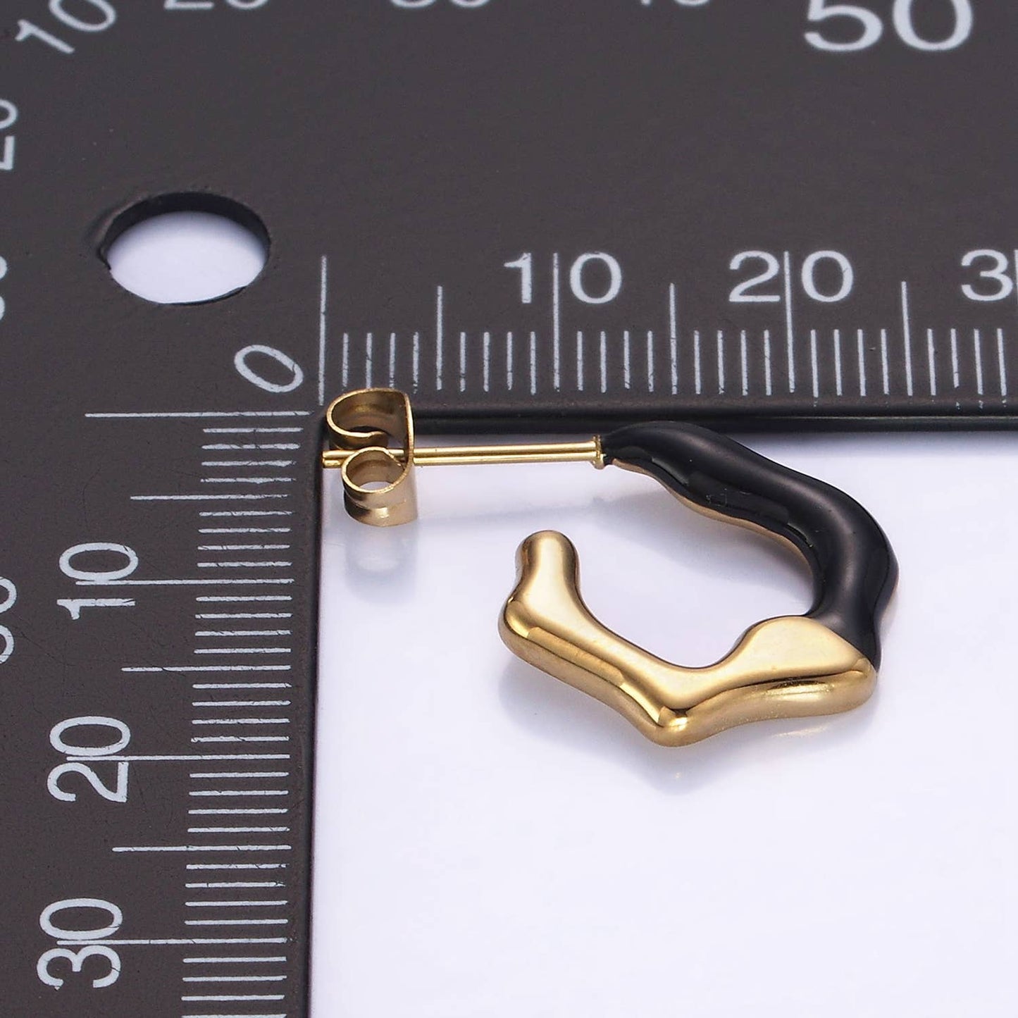 White/Black Enamel Abstract C-Shaped Earrings