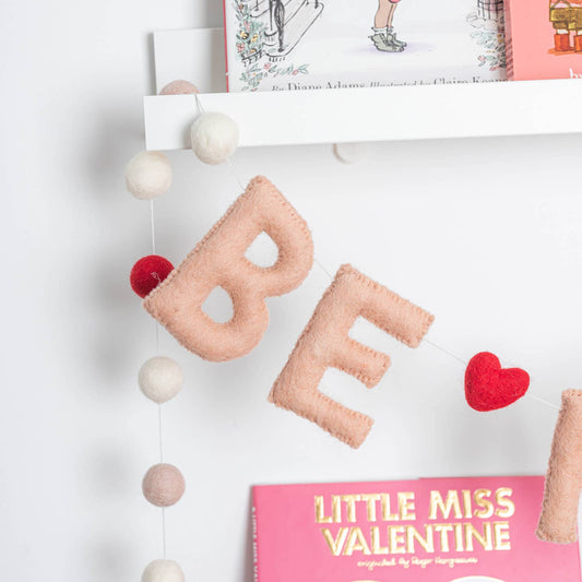 Be Mine Valentines Felt Garland