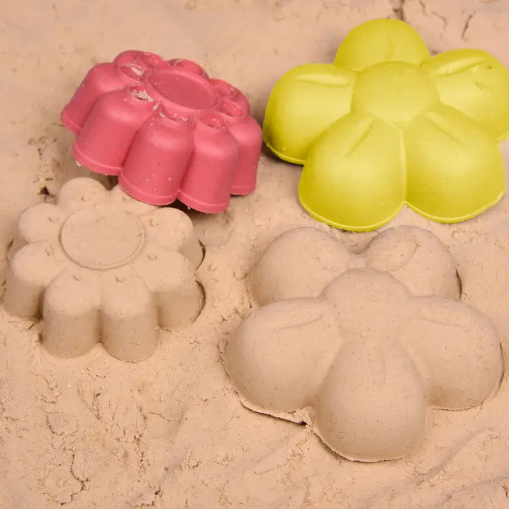 12 Piece Beach Toys Set