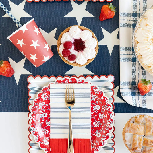 Red and Blue Star Paper Cups